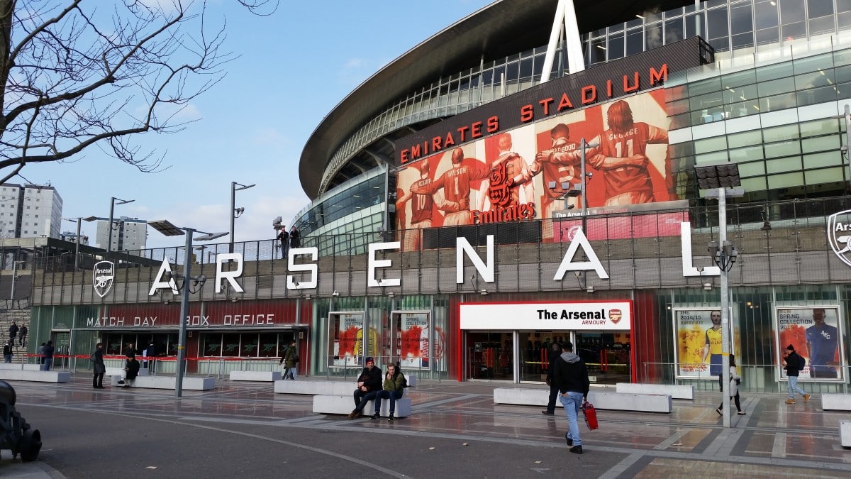 Emiratesin tunnelma valui hukkaan – Arsenal-legenda ei uskonut silmiään